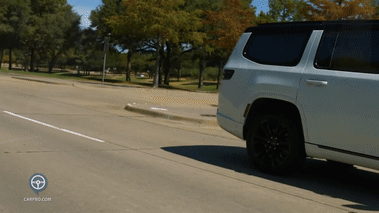 video of 2022 jeep grand wagoneer