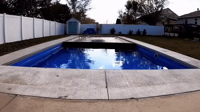 Should I Get an Automatic Pool Cover for My Pool?